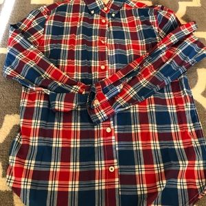 Men’s plaid bottom up shirt